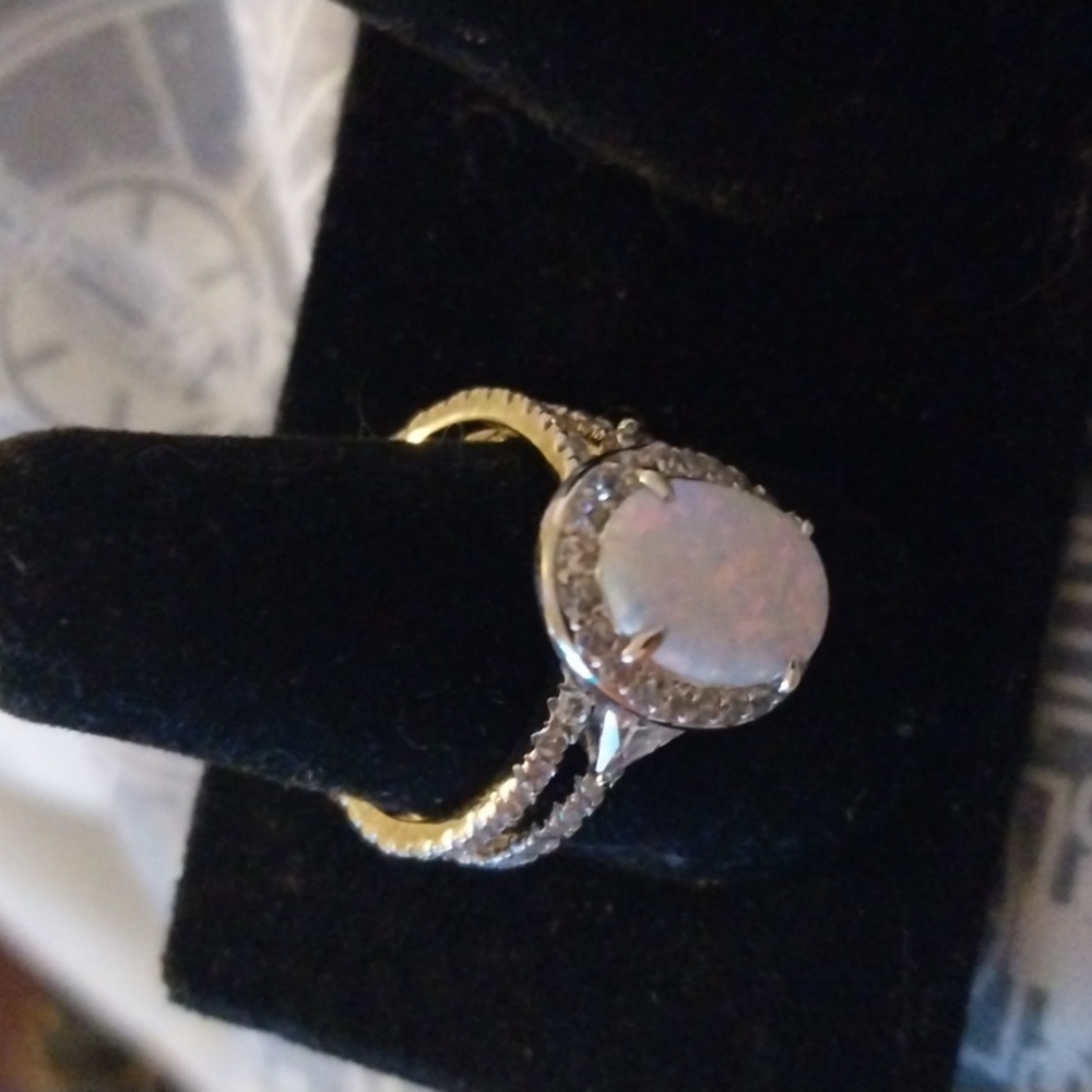 Multi color ring